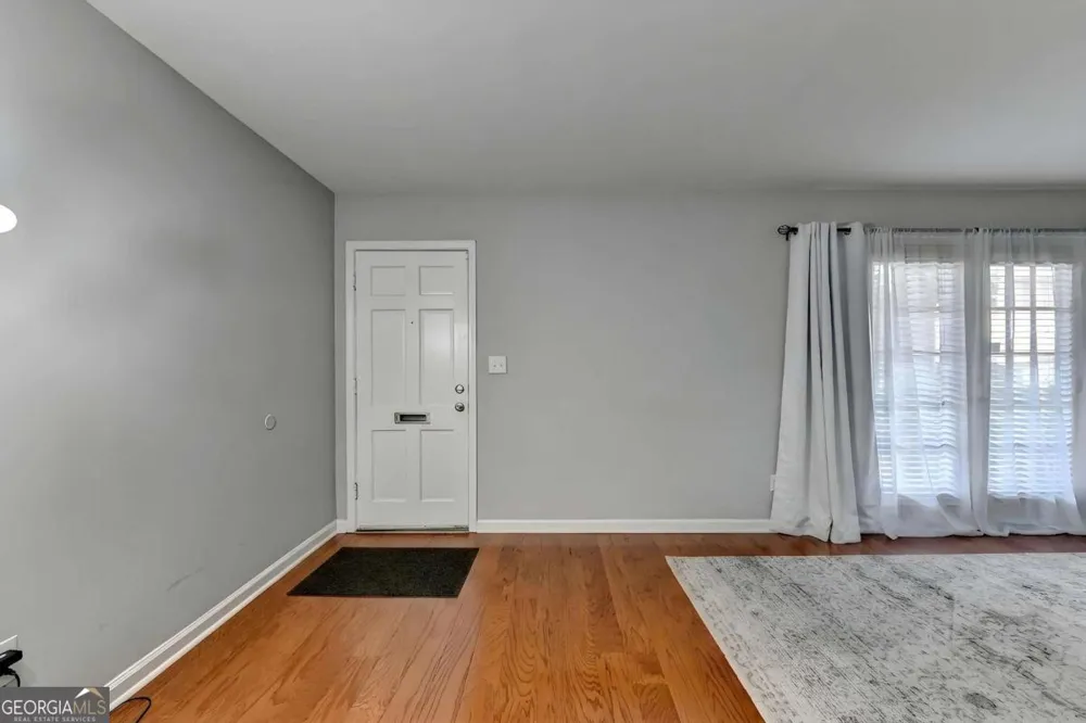 6520 Roswell RD Sandy Springs, GA 30328