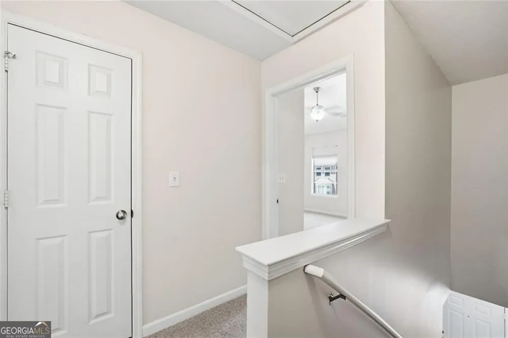 2086 Del Lago CIR Kennesaw, GA 30152