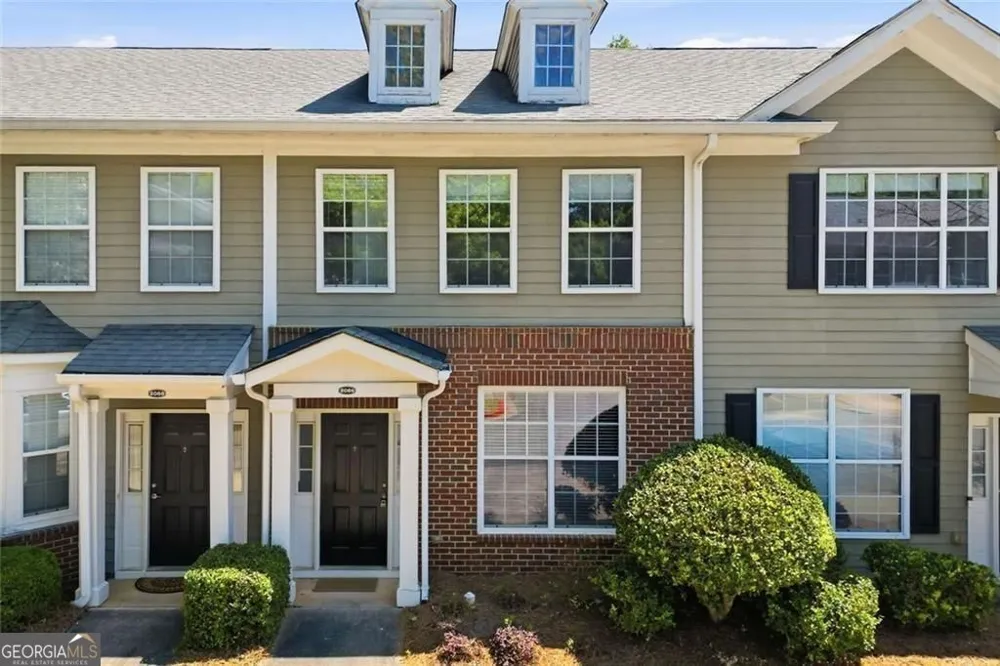 2086 Del Lago CIR Kennesaw, GA 30152
