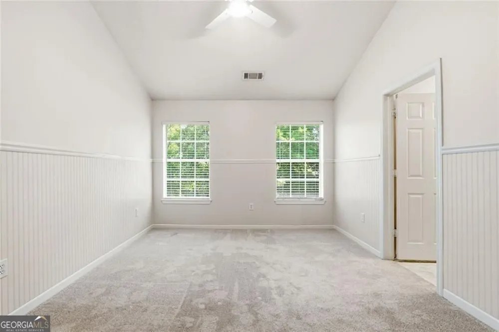 2086 Del Lago CIR Kennesaw, GA 30152