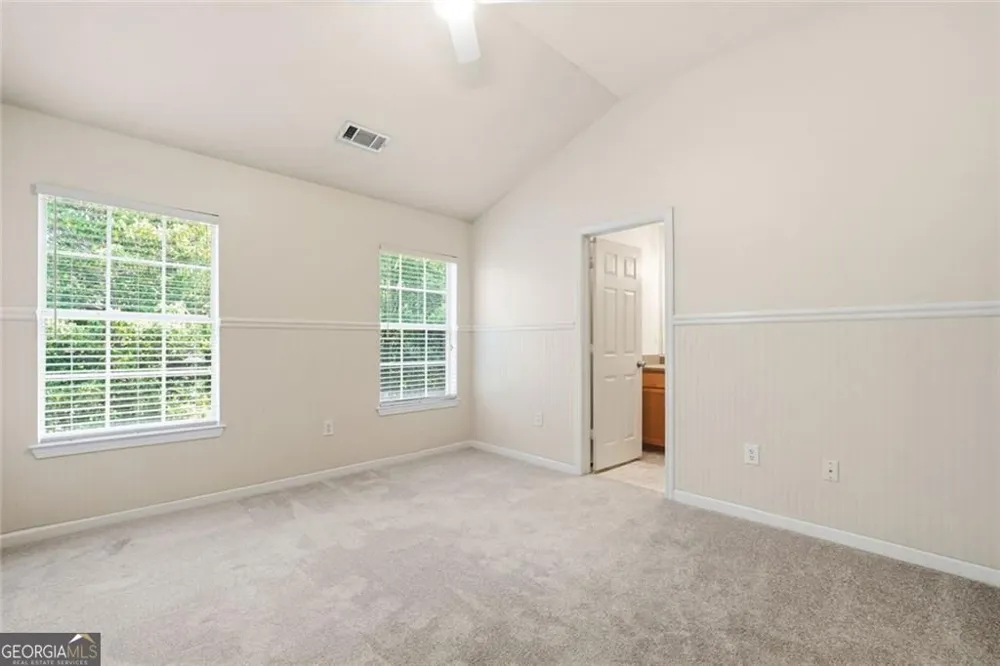 2086 Del Lago CIR Kennesaw, GA 30152