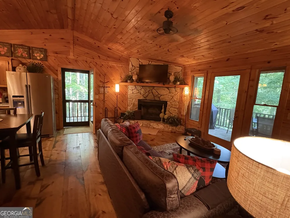120 Hideaway Lane Morganton, GA 30560