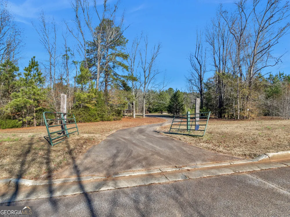 346 Tussahaw TRL Jackson, GA 30233