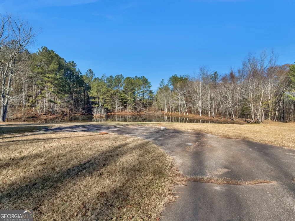 346 Tussahaw TRL Jackson, GA 30233