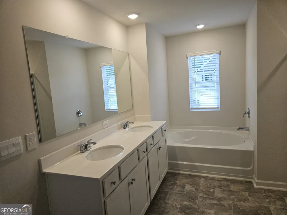 306 Thompson Ridge LN Dallas, GA 30132