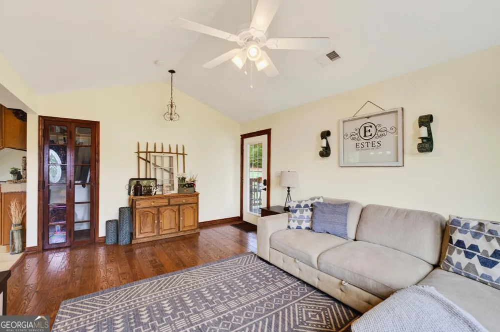 343 Torbet DR Forsyth, GA 31029