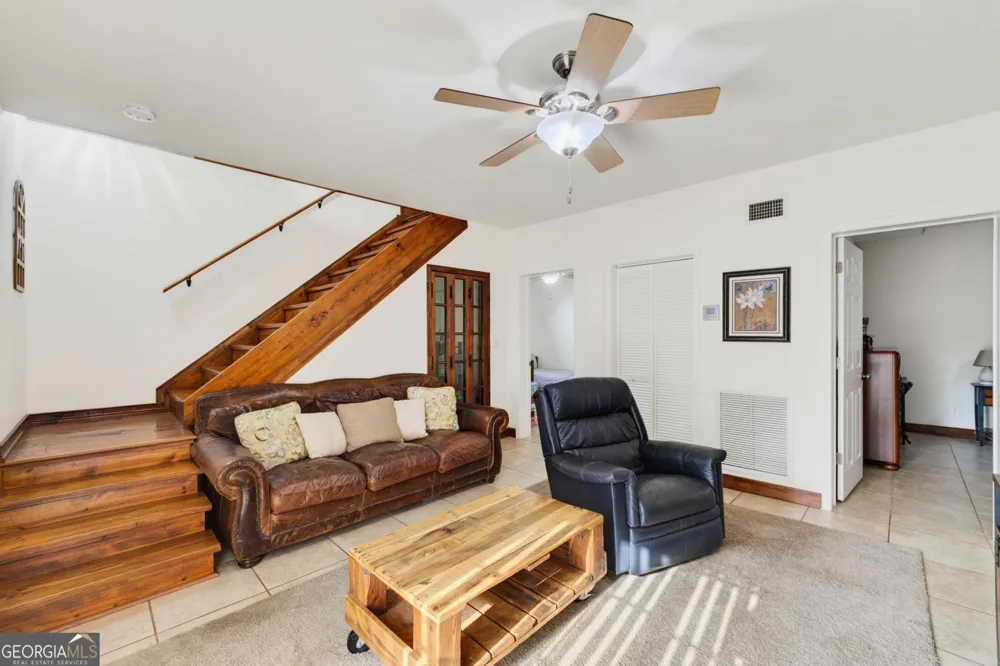 343 Torbet DR Forsyth, GA 31029