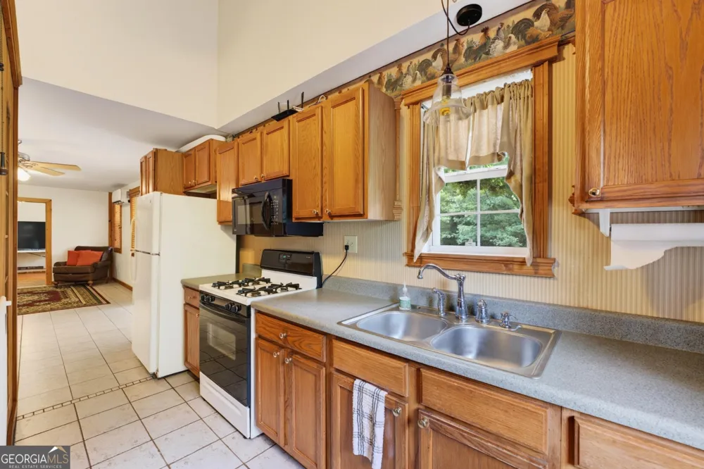 343 Torbet DR Forsyth, GA 31029