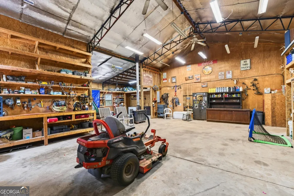 343 Torbet DR Forsyth, GA 31029