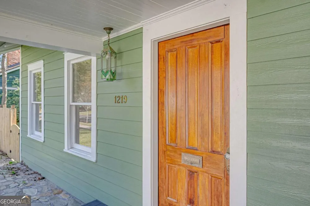 1219 E 48th ST Savannah, GA 31404