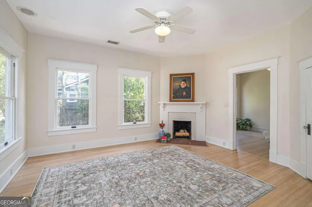 1219 E 48th ST Savannah, GA 31404