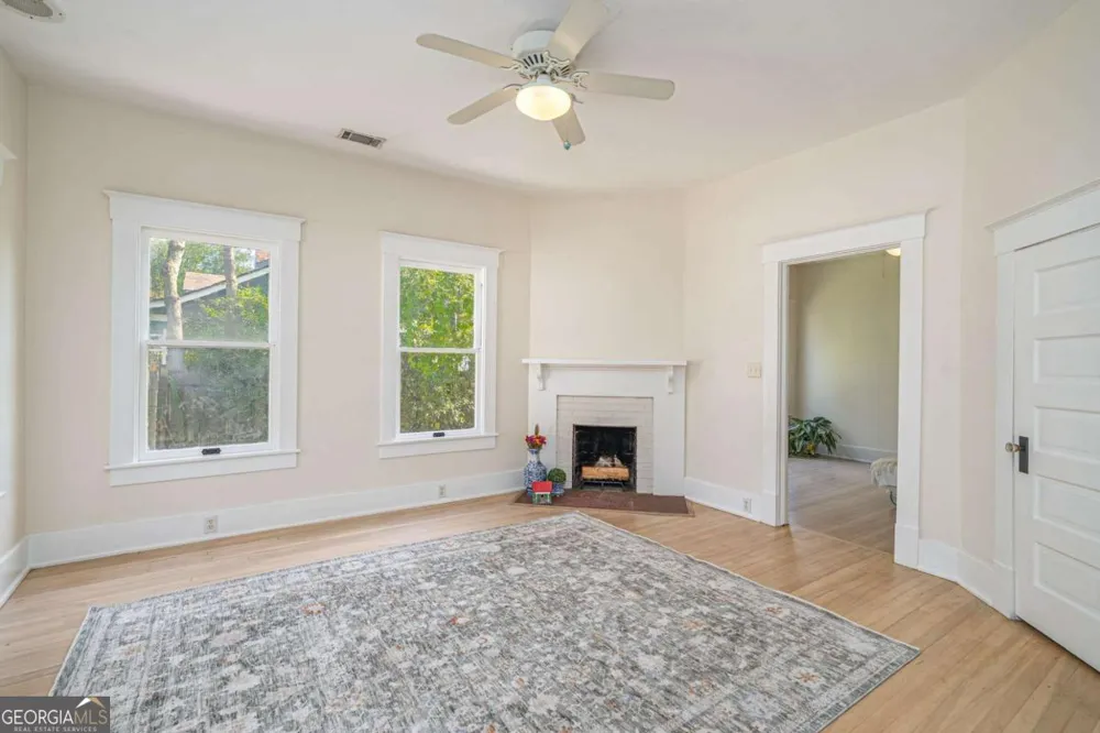 1219 E 48th ST Savannah, GA 31404