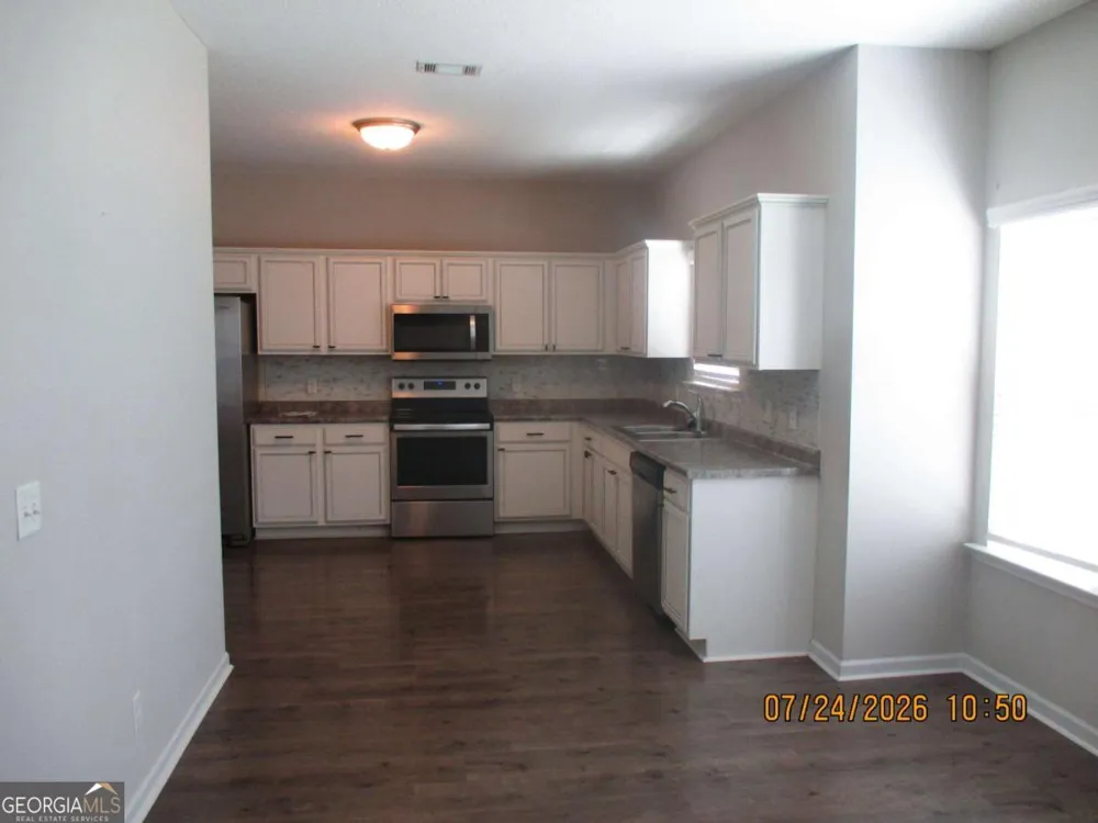 1252 Evergreen TRL Hinesville, GA 31313