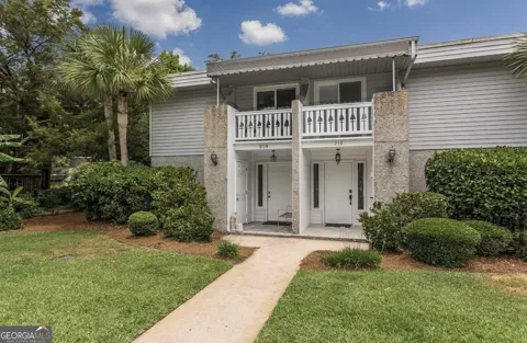 218 Olive Way
