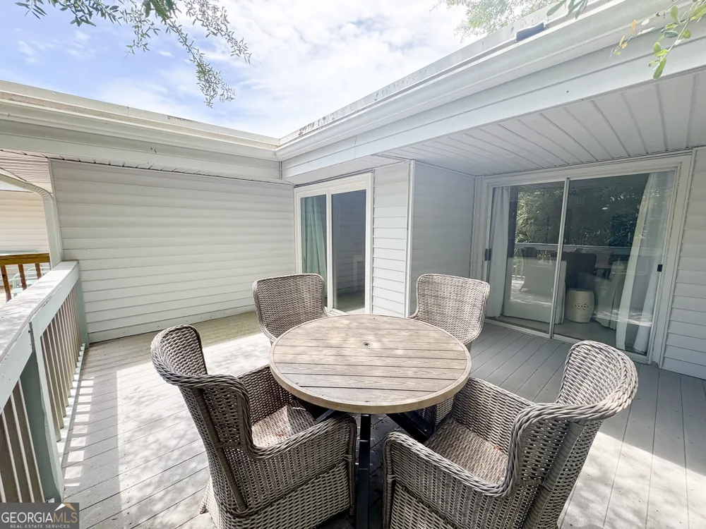 218 Olive Way St. Simons, GA 31522