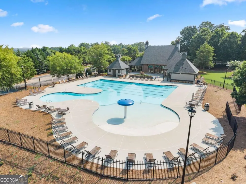 2064 Woodmarsh CIR Auburn, GA 30011