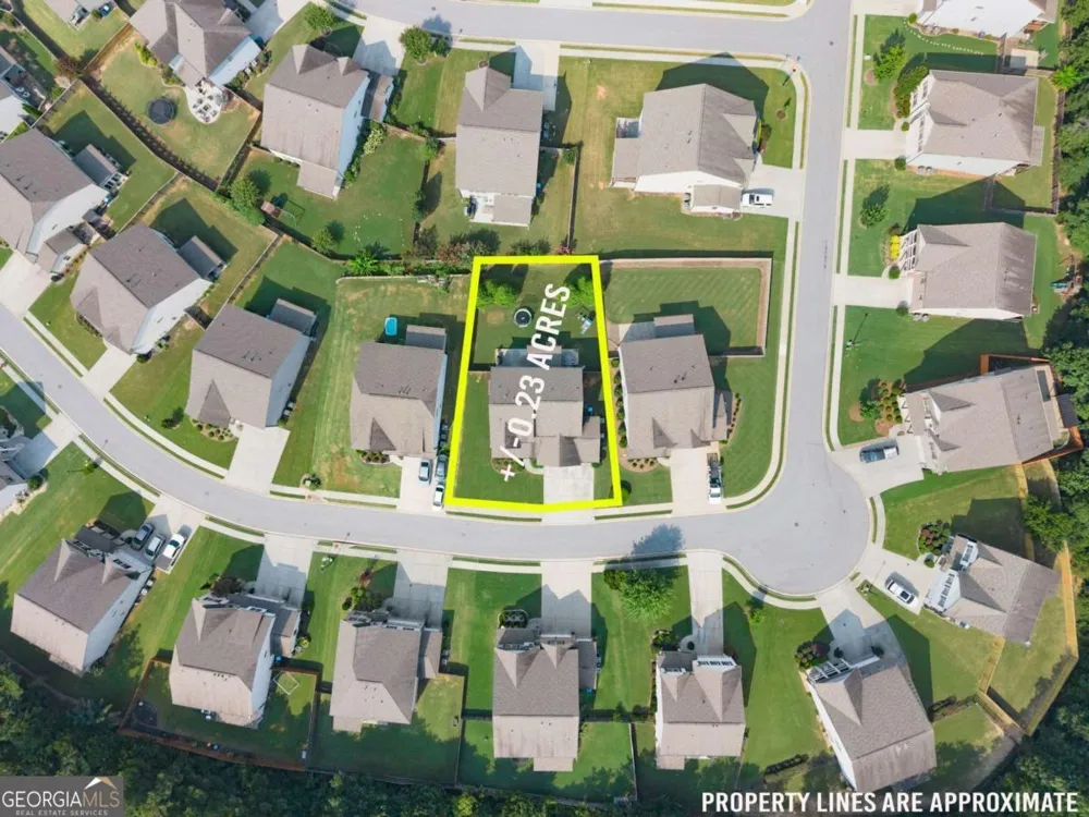 2064 Woodmarsh CIR Auburn, GA 30011