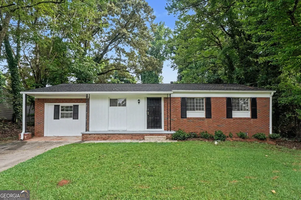 1315 Pineglen DR Riverdale, GA 30296