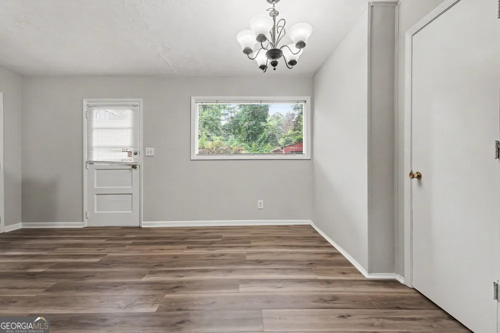 1315 Pineglen DR Riverdale, GA 30296