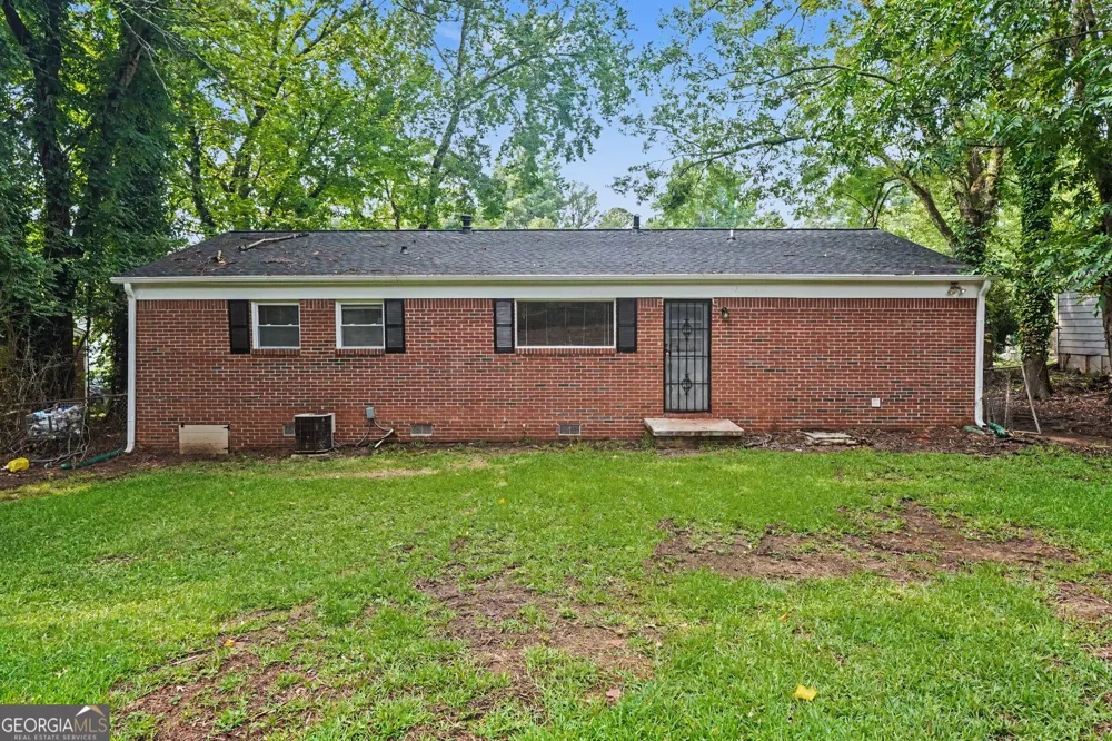 1315 Pineglen DR Riverdale, GA 30296