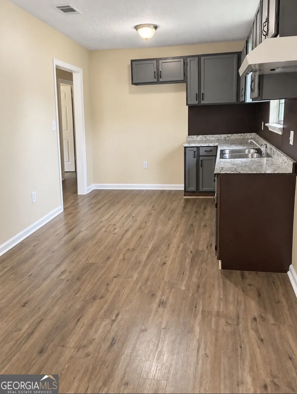 187 Upson ST NE Pelham, GA 31779