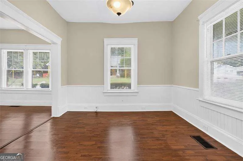 1070 Forrest AVE Stone Mountain, GA 30083