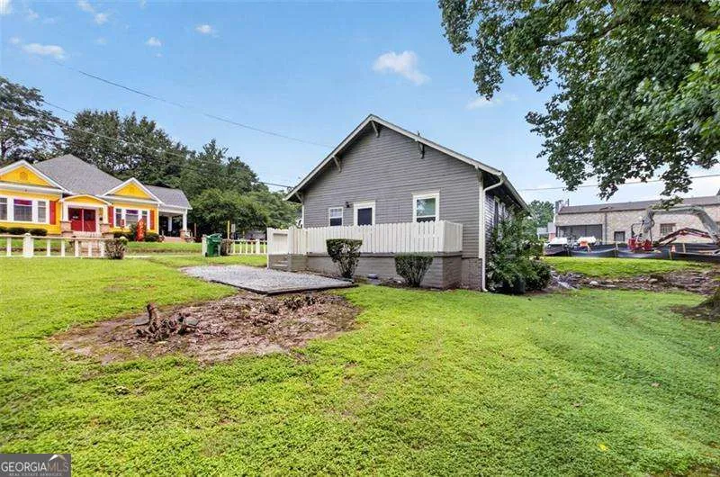 1070 Forrest AVE Stone Mountain, GA 30083