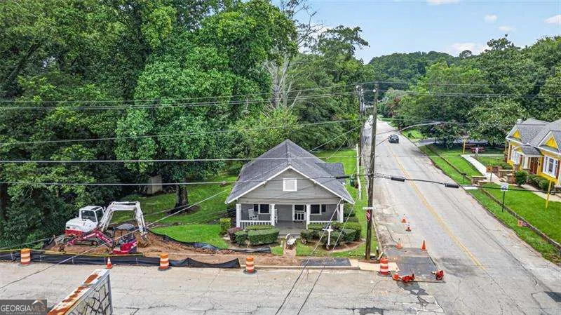 1070 Forrest AVE Stone Mountain, GA 30083