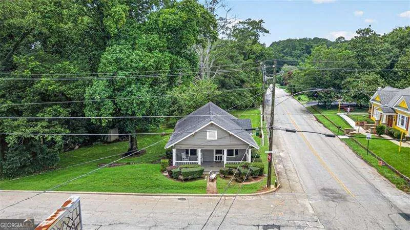 1070 Forrest AVE Stone Mountain, GA 30083