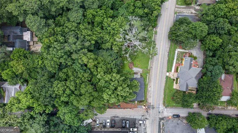 1070 Forrest AVE Stone Mountain, GA 30083