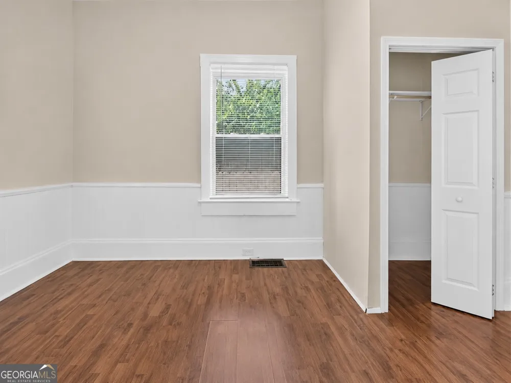 1070 Forrest AVE Stone Mountain, GA 30083