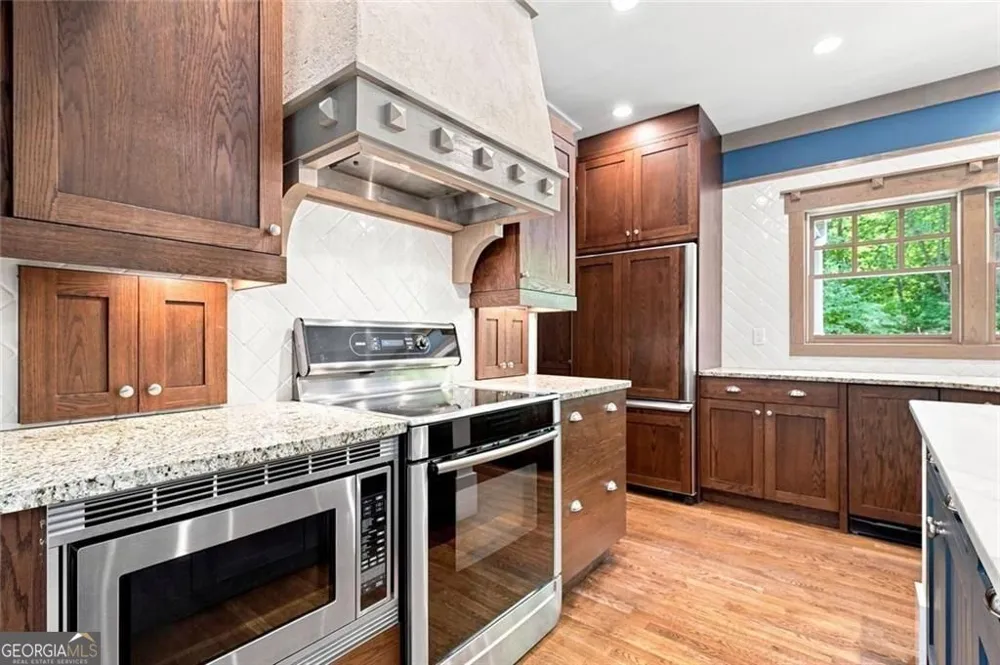 927 Wildcat DR Big Canoe, GA 30143