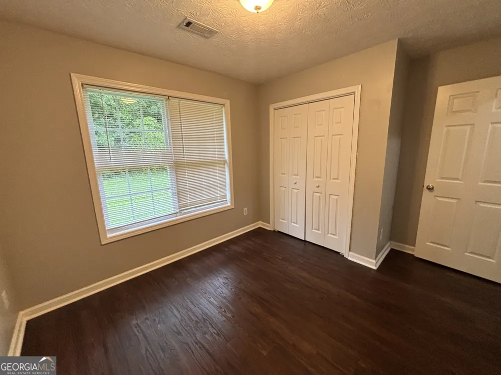 43 Canterbury DR Grantville, GA 30220