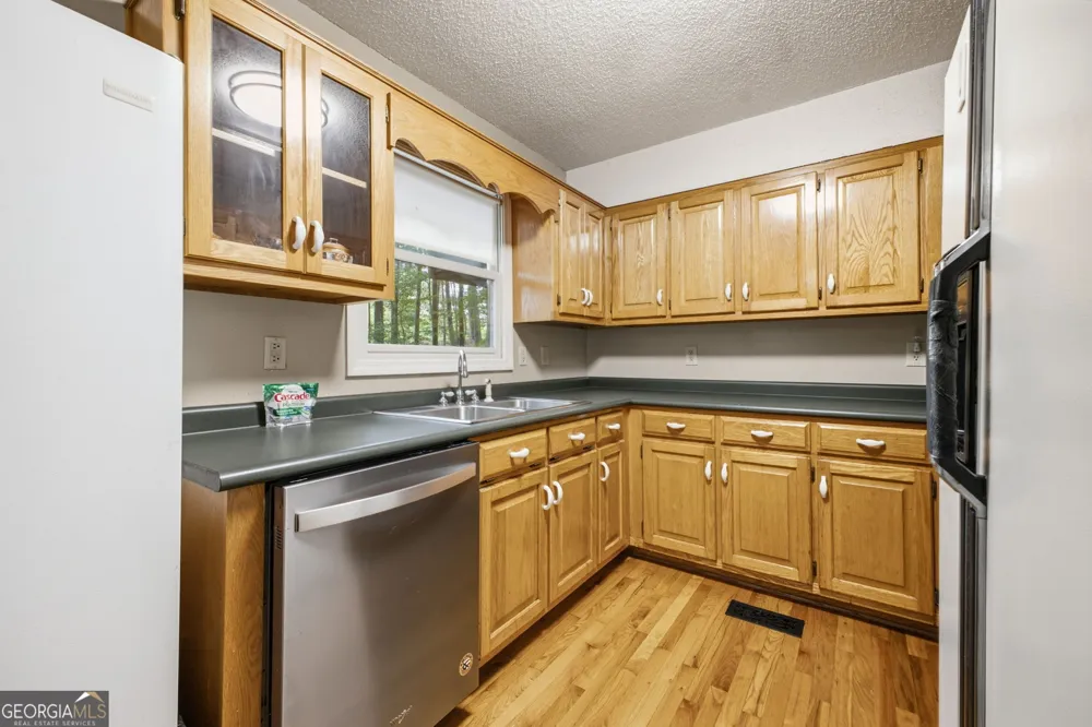 242 Pine Pitch RD Cedartown, GA 30125