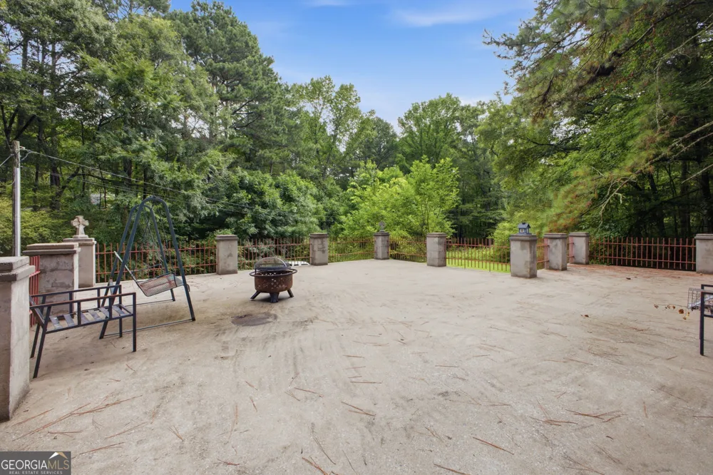 242 Pine Pitch RD Cedartown, GA 30125
