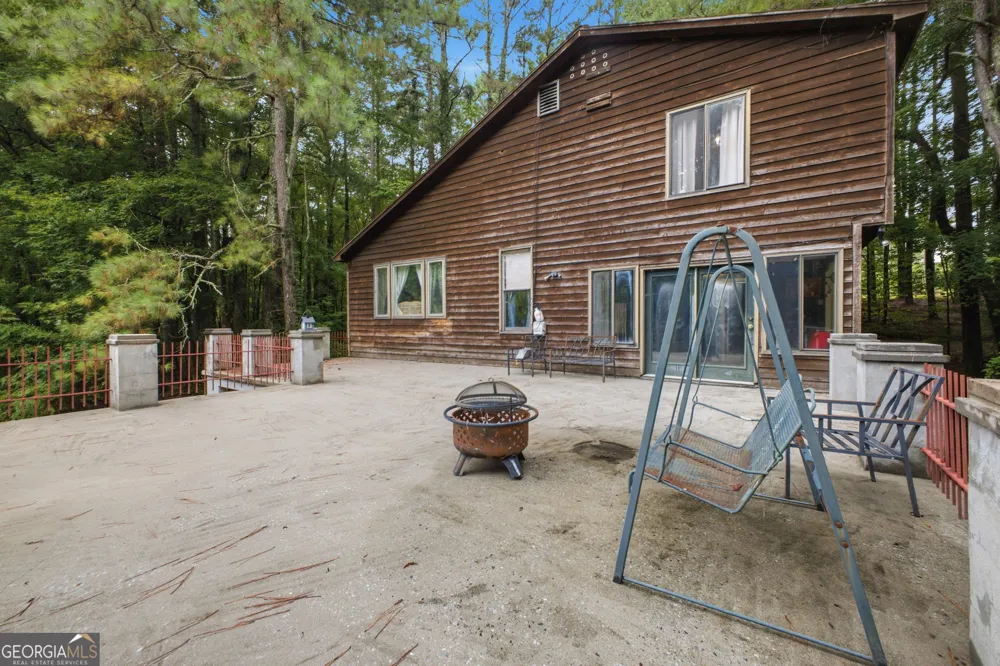 242 Pine Pitch RD Cedartown, GA 30125
