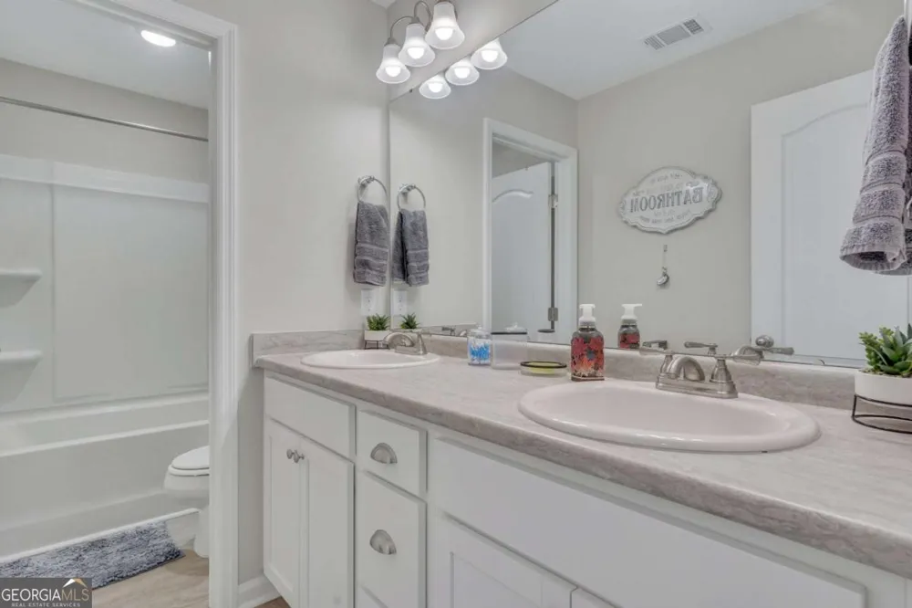 72 Oakmont DR Guyton, GA 31312