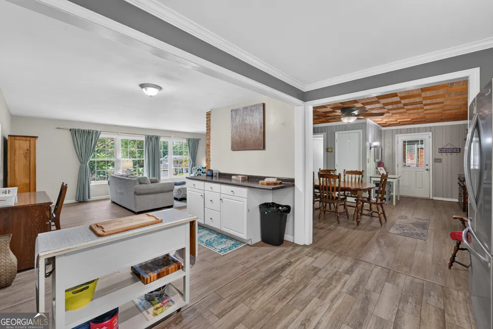 1804 Danora DR Waycross, GA 31501