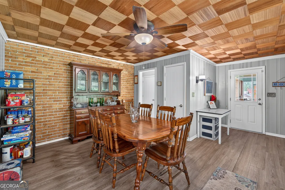1804 Danora DR Waycross, GA 31501