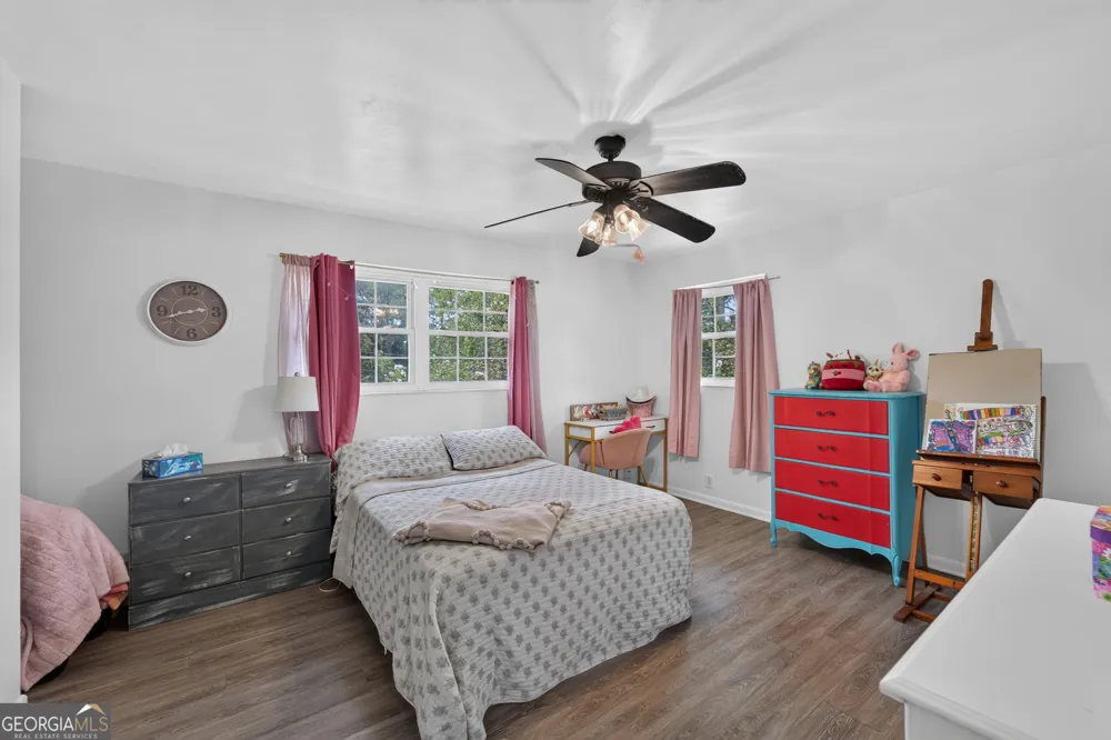 1804 Danora DR Waycross, GA 31501