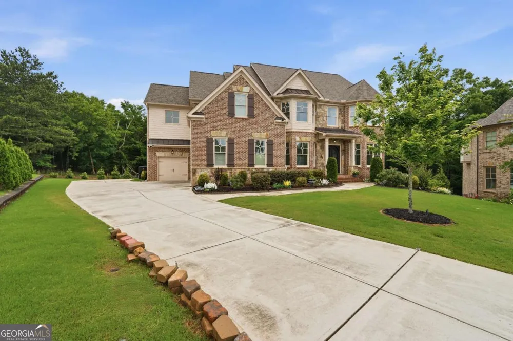 1299 Woodtrace LN Auburn, GA 30011