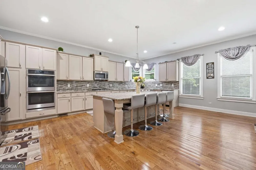 1299 Woodtrace LN Auburn, GA 30011