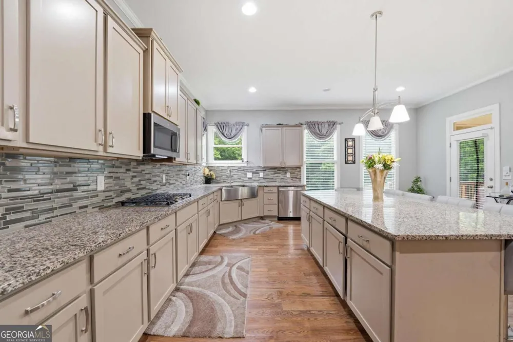 1299 Woodtrace LN Auburn, GA 30011