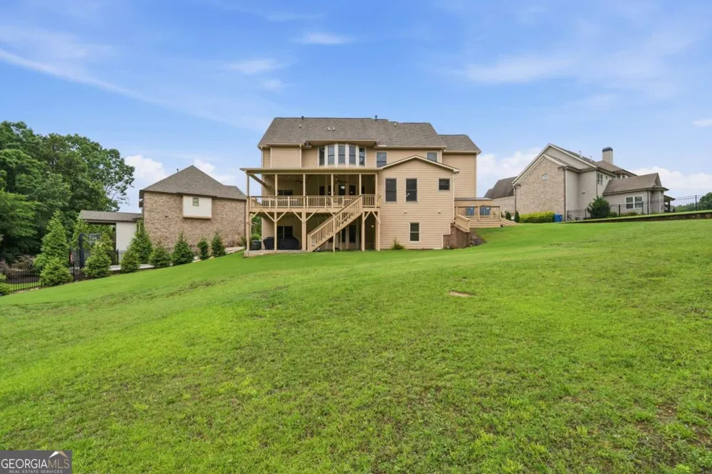 1299 Woodtrace LN Auburn, GA 30011
