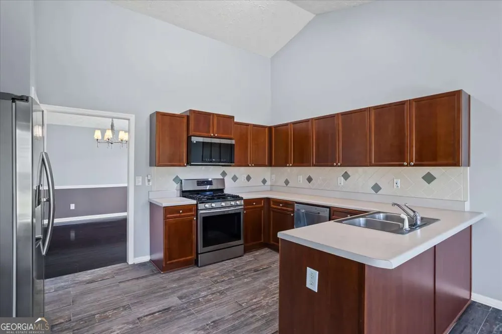 2615 Snowcrest PL Bethlehem, GA 30620