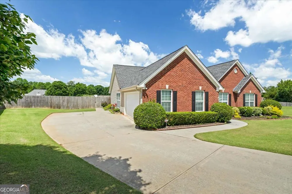 2615 Snowcrest PL Bethlehem, GA 30620