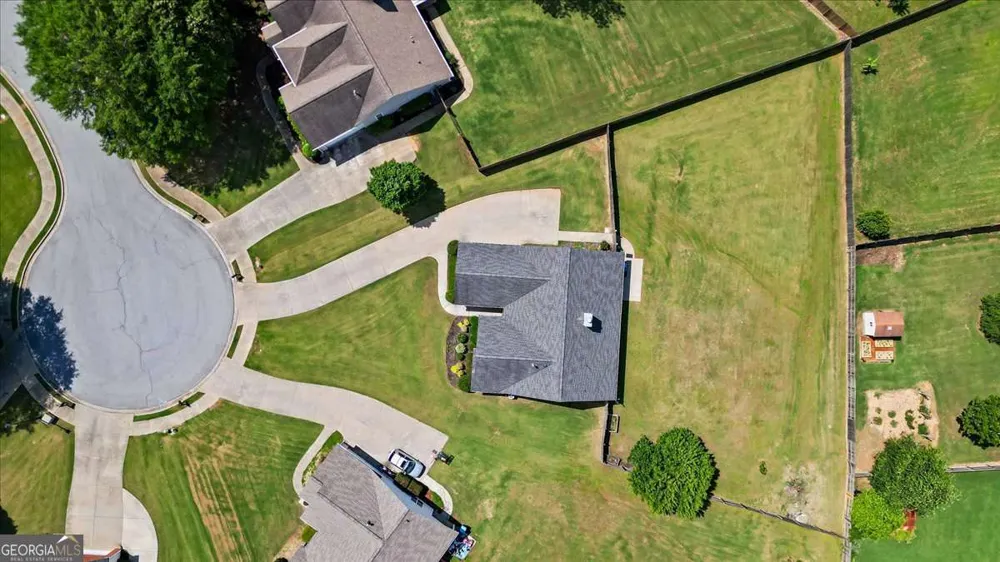 2615 Snowcrest PL Bethlehem, GA 30620