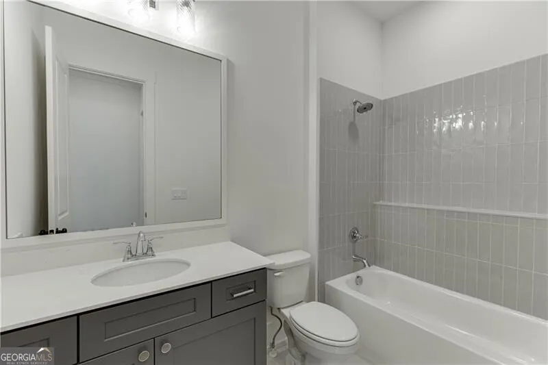 128 Ivey Trace CT Pendergrass, GA 30567