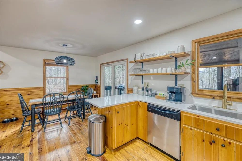 357 Mystic LN Blue Ridge, GA 30513