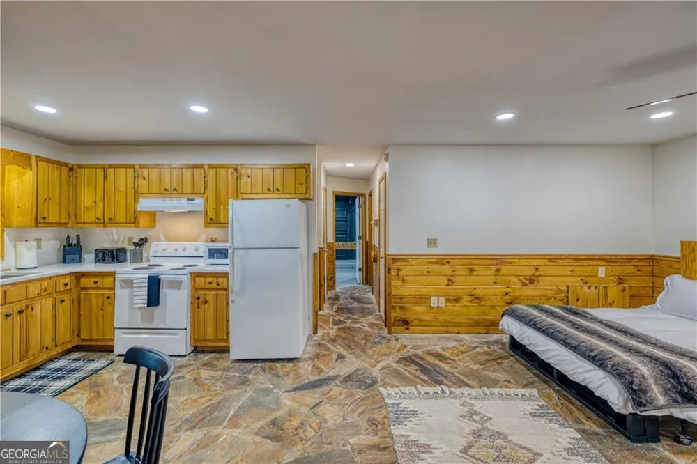 357 Mystic LN Blue Ridge, GA 30513